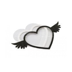 Saker dimension set heart with wings 18.7x10 cms.